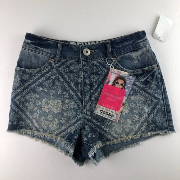 Rewash Women's Printed Denim Mid Rise Jean Shorts Distressed Hem Boho 2/25 - Picture 1 of 7
